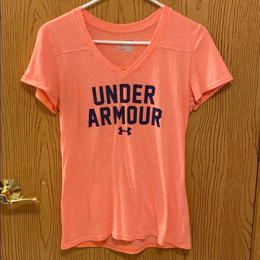 Under Armour T-shirt